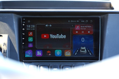 Ranch Hawk 650 Fi Infotainment