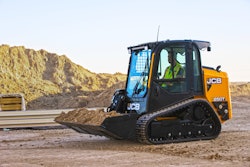 The 250T's 74-horsepower JCB Diesel by Kohler engine does not require diesel exhaust fluid nor diesel particulate filter to meet Tier 4 Final emissions standards.
