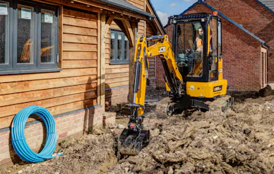 Jcb 25 Z Mini Excavator Digging