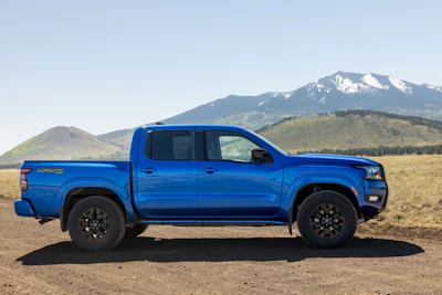 2027 Nissan Frontier Sport Side 2